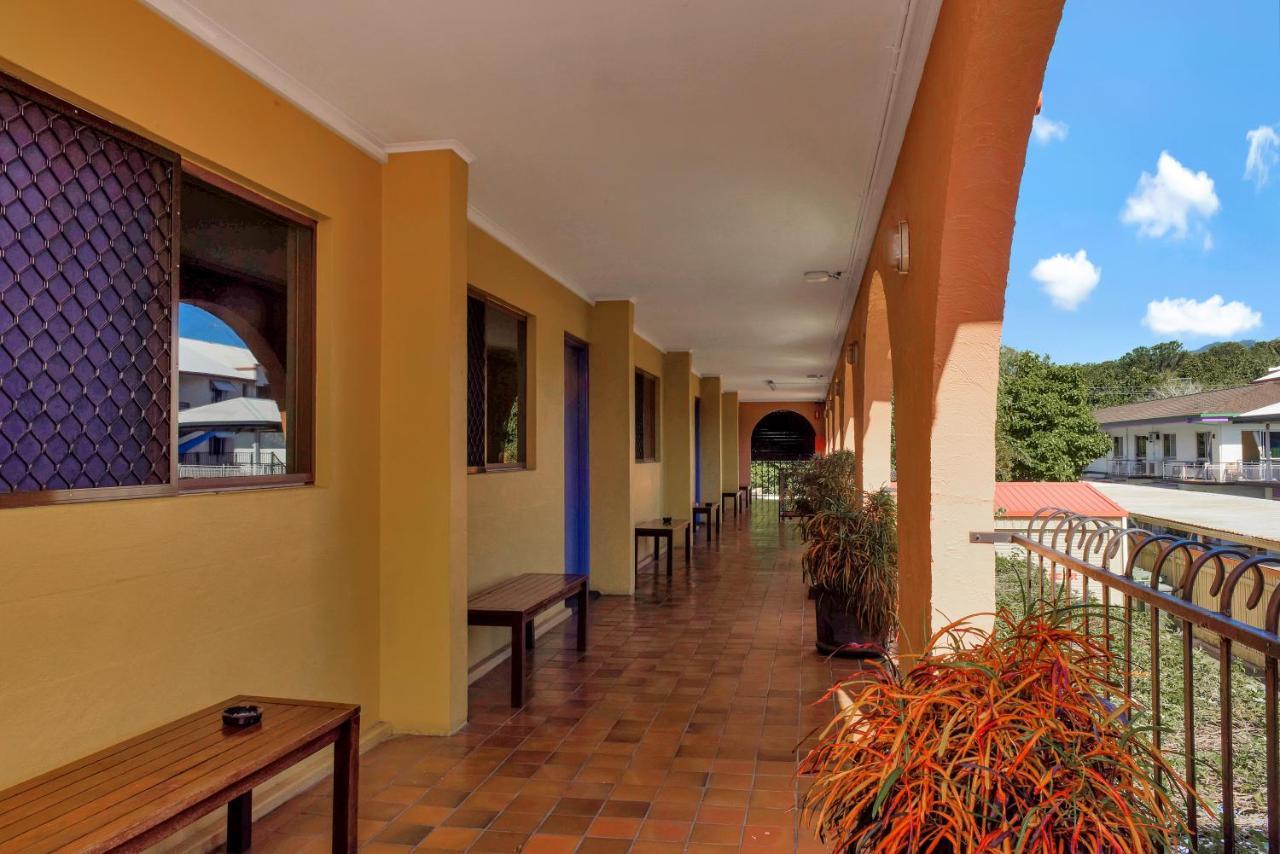 Adobe Motel Cairns Exterior photo